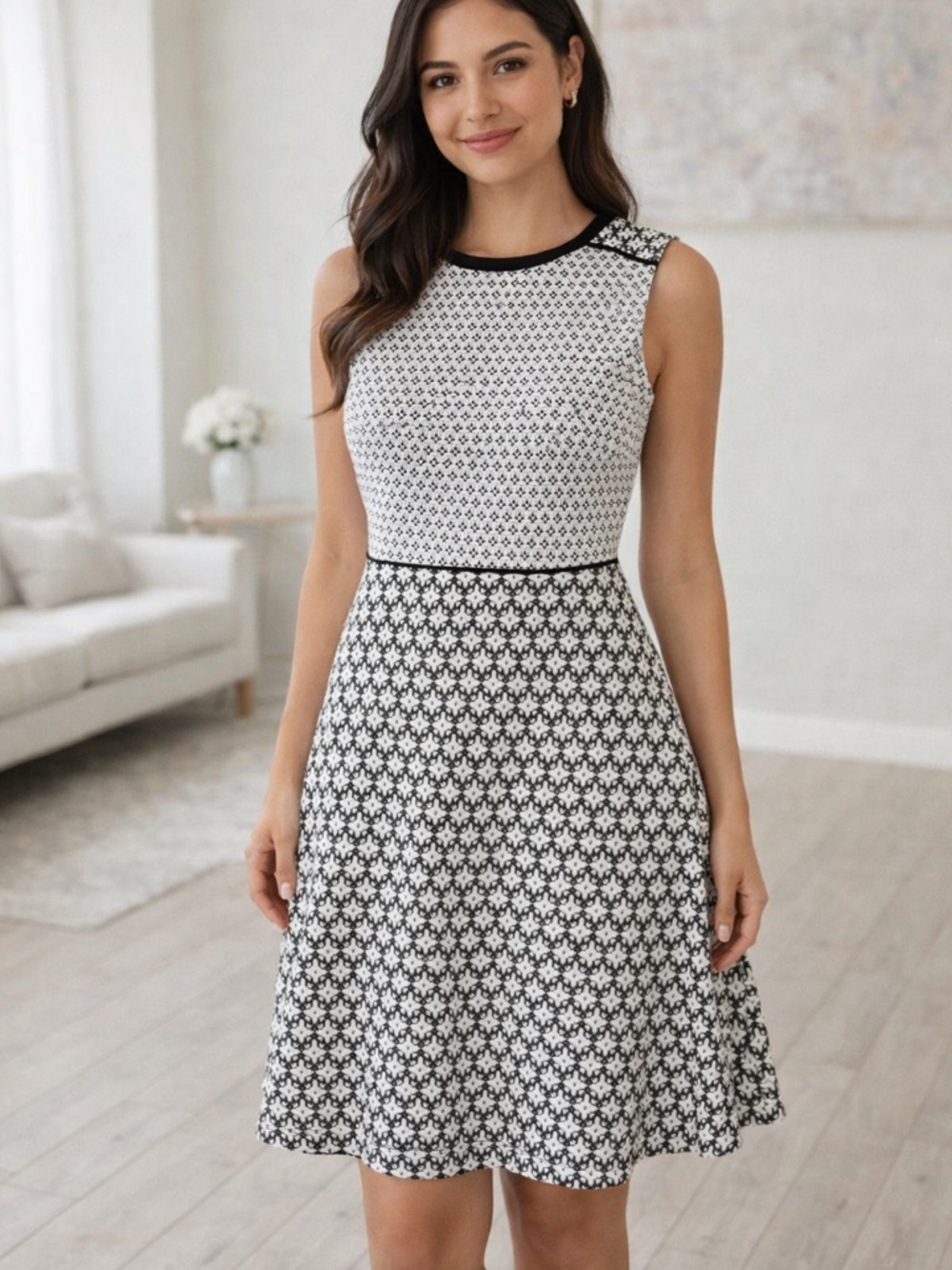 LOFT Sleeveless Fit & Flare Dress Size 10 Black White Geometric Knee Length